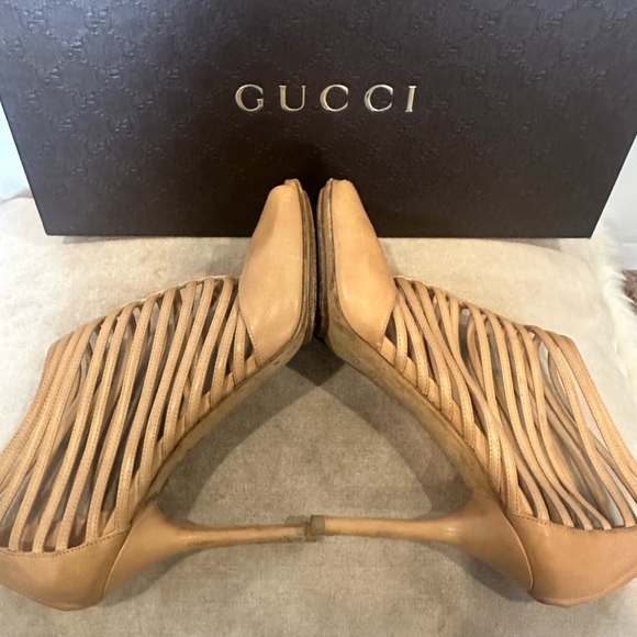 Gucci Heels - Picture 6 of 11
